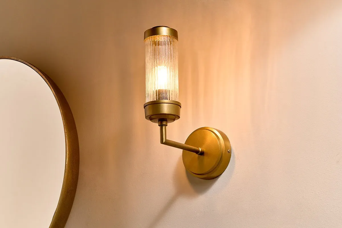 Akurdi Bathroom Single Wall Lamp