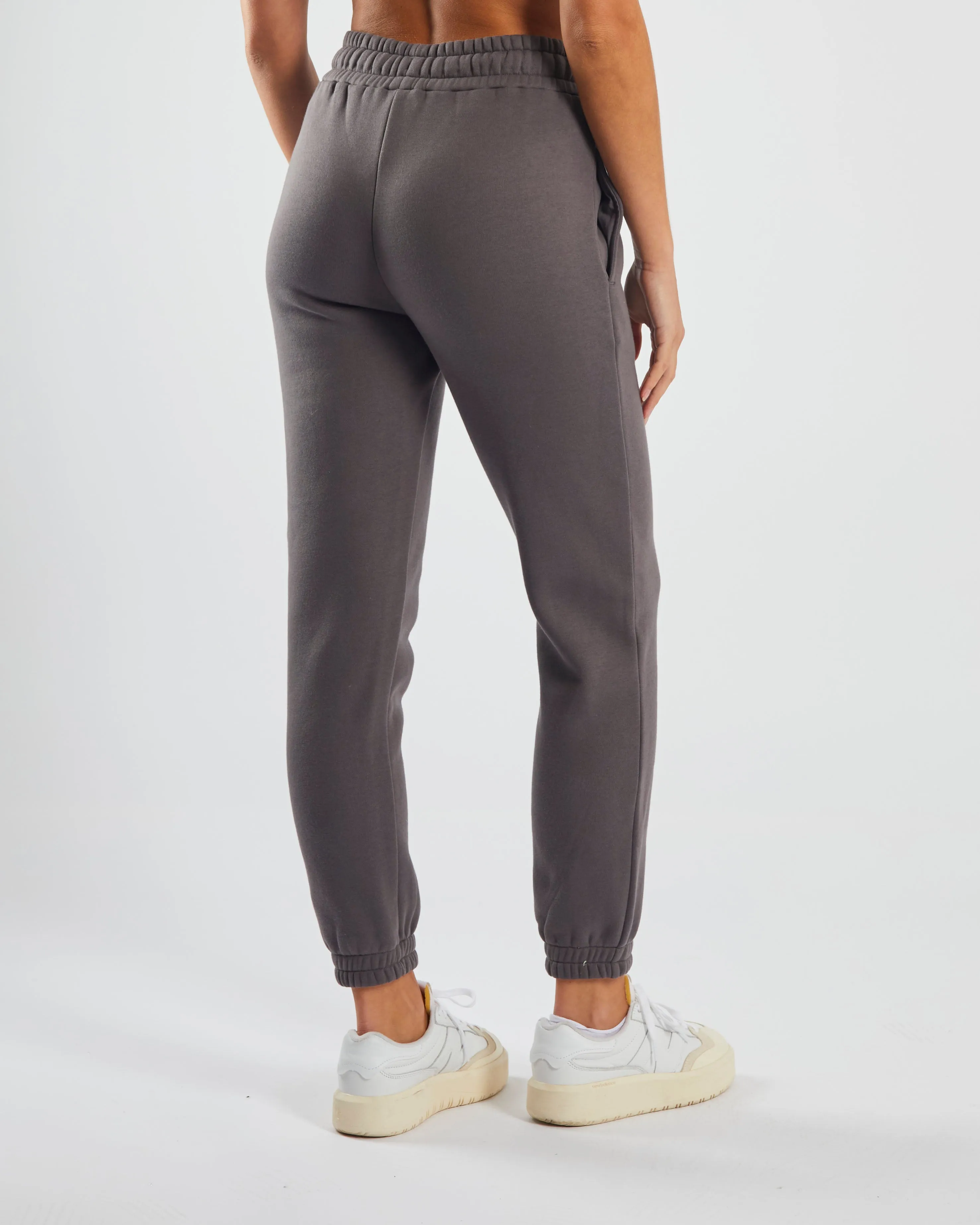 Annora Jogger Dark Clay