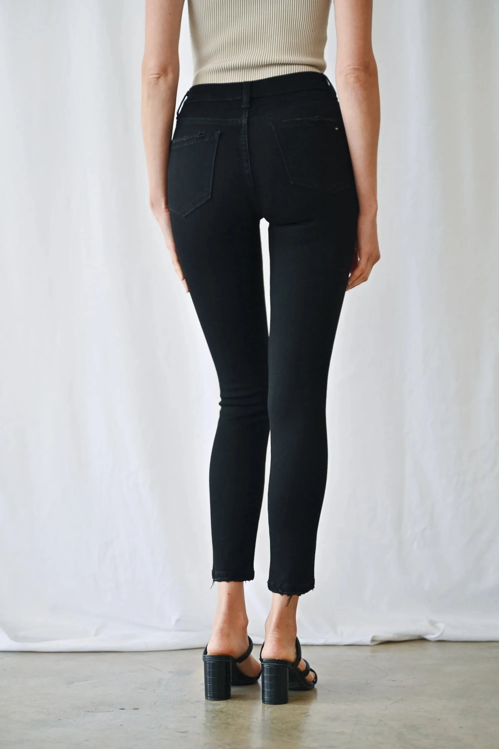 Black  Skinny Leg Ankle Jeans