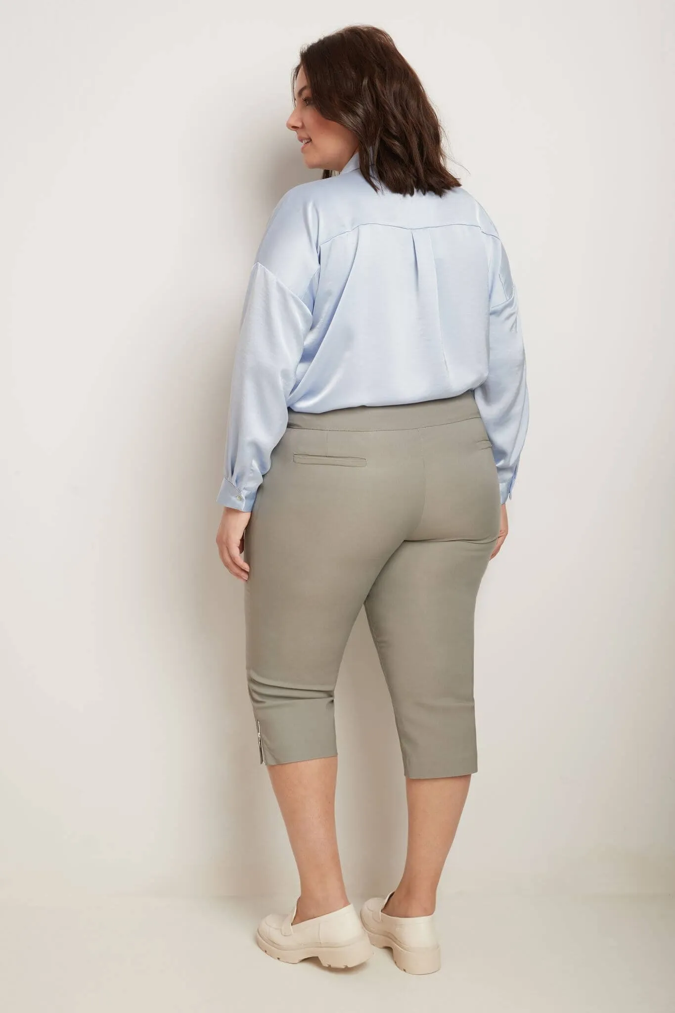 Curvy Chic Capris with Zipper Detail at the Hem