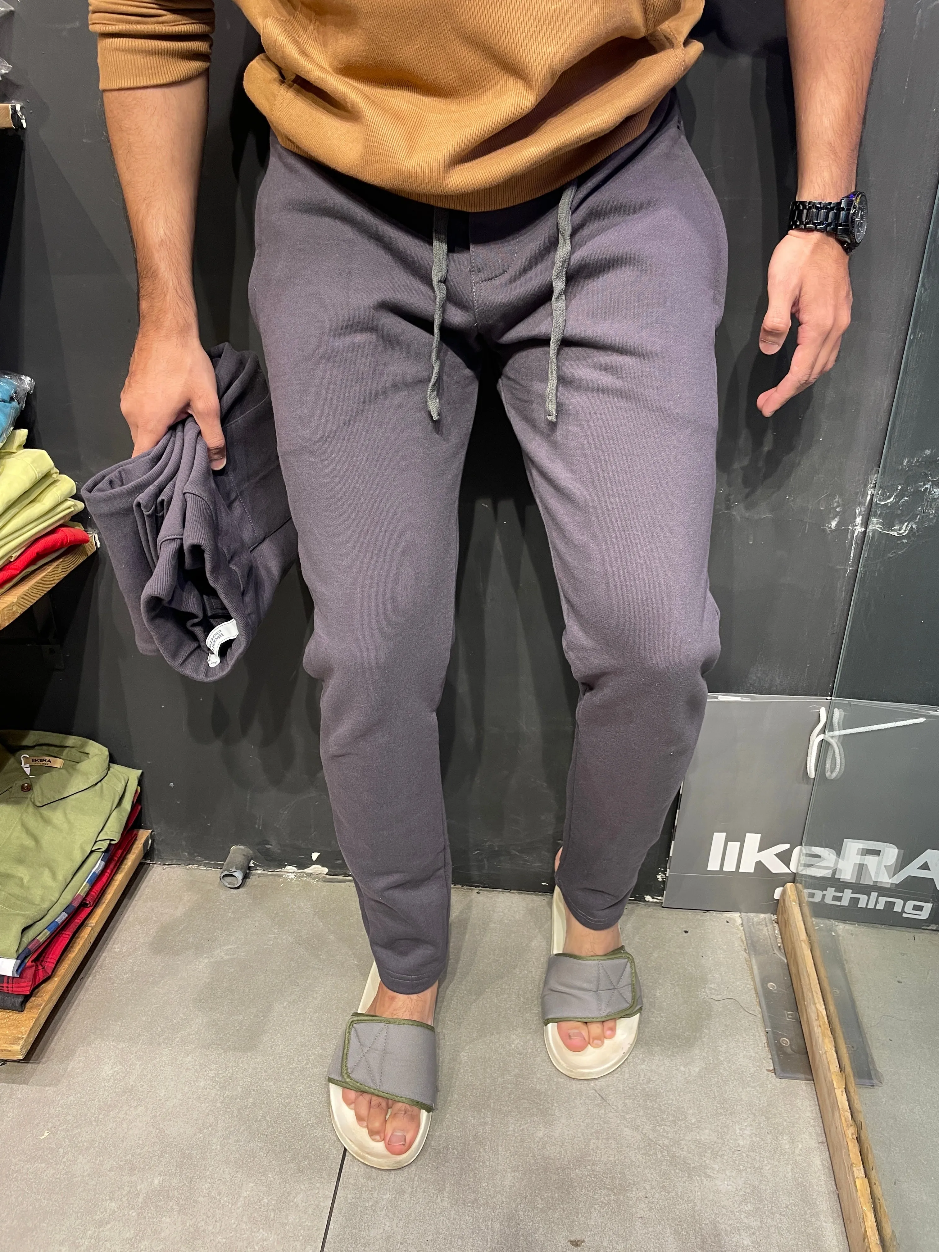 Dark Grey Heavy Trackpant