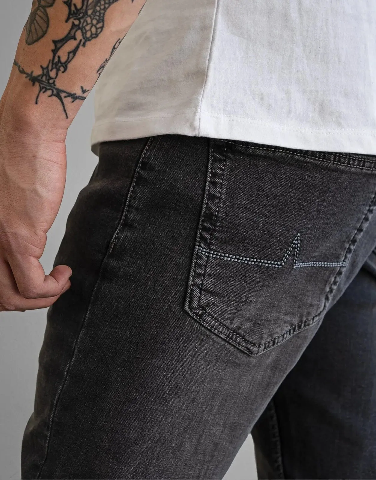 Fade Core Slate Black Jeans