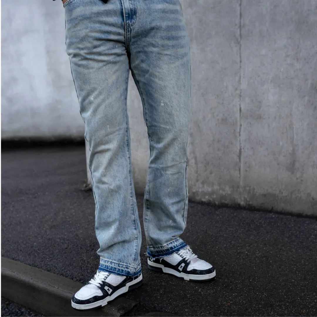 FLARED DENIM JEANS