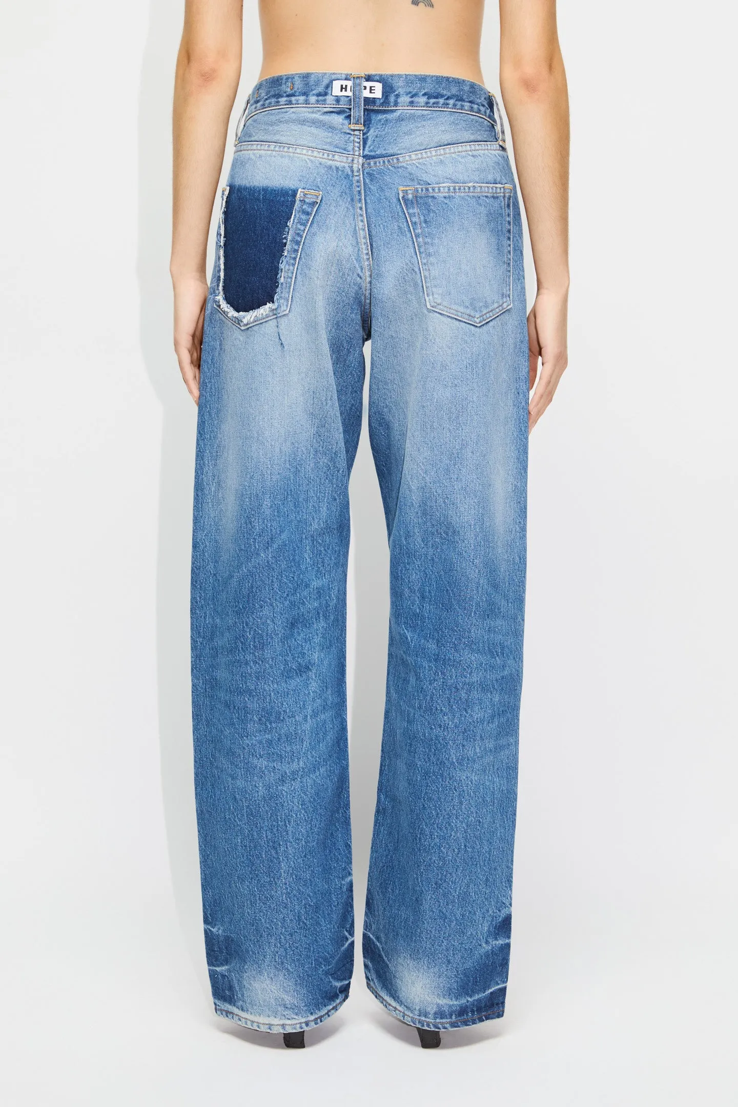 Loose-fit Jeans