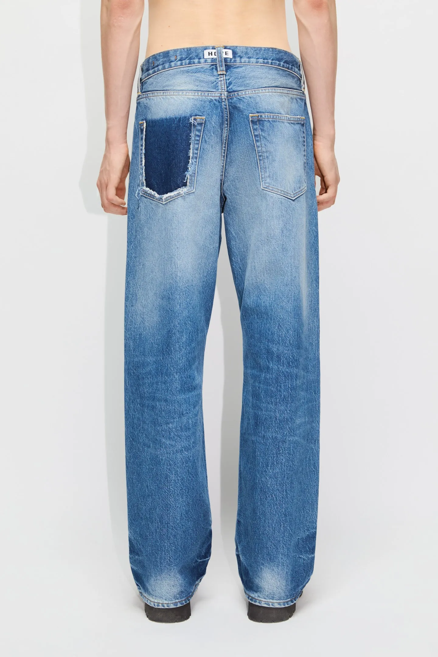 Loose-fit Jeans