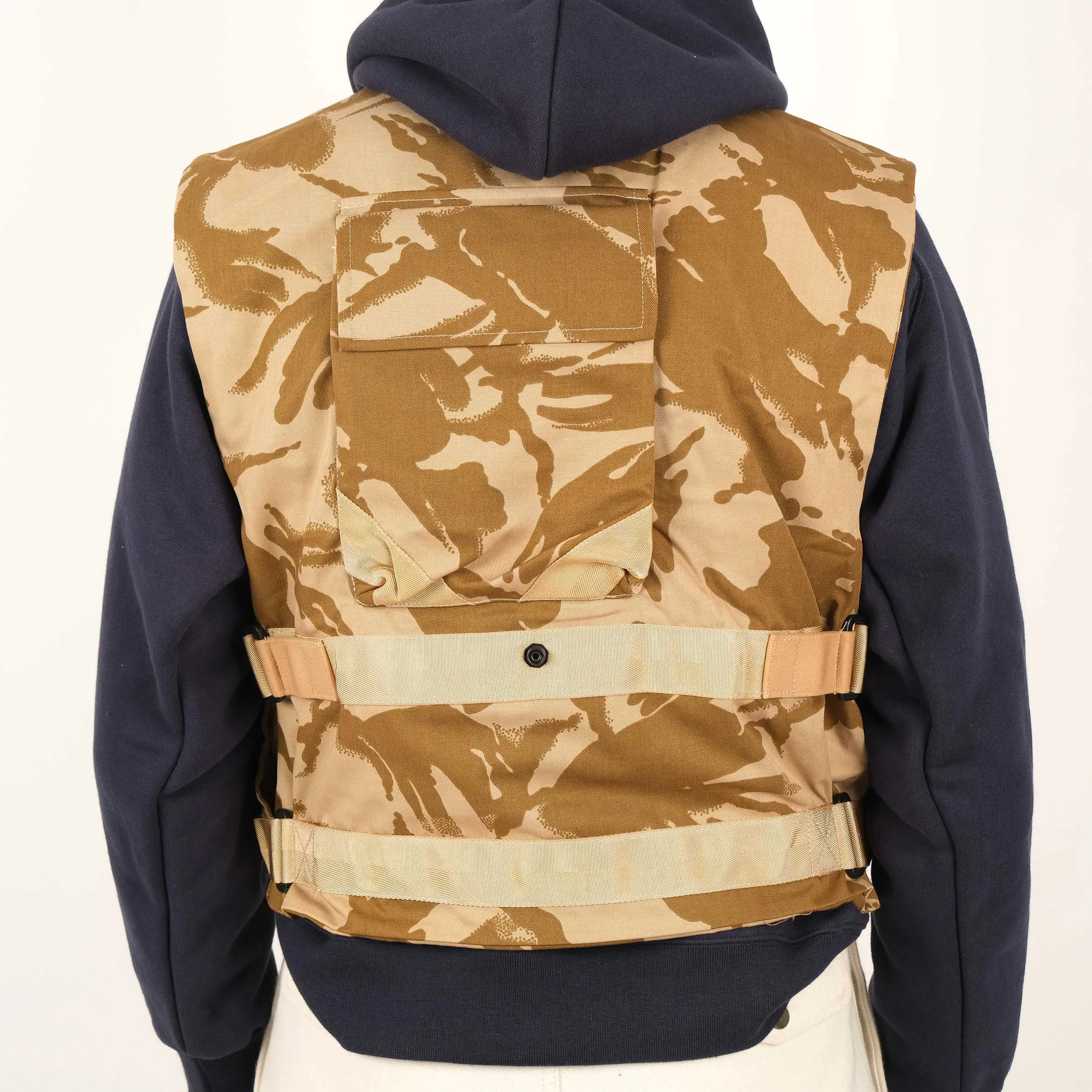 TACTICAL VEST