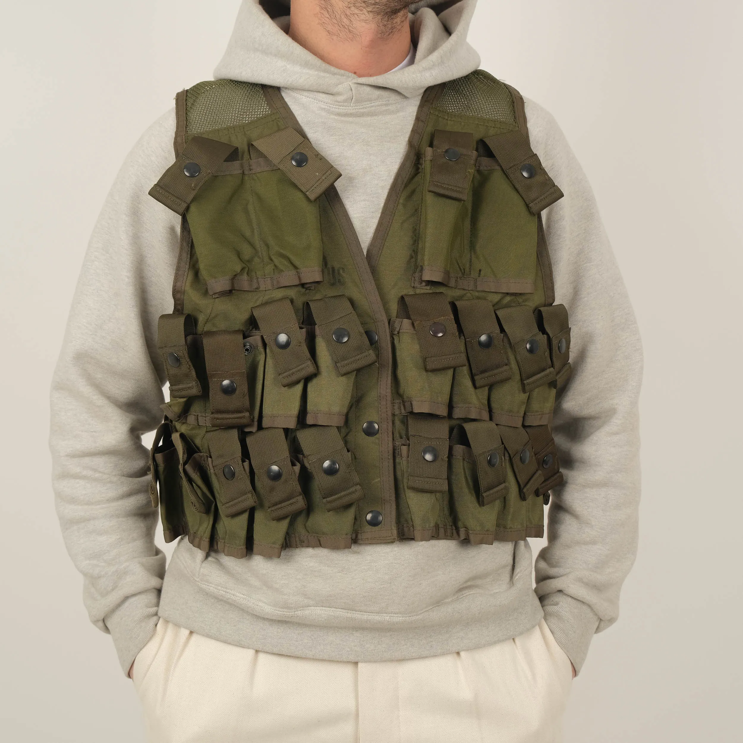 US 70'S TACTICAL VEST